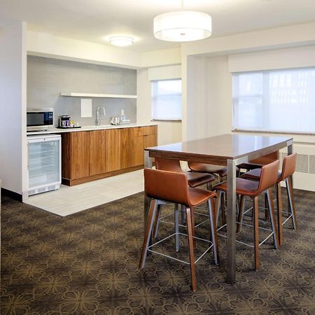Doubletree By Hilton Hotel & Suites Pittsburgh Downtown Buitenkant foto