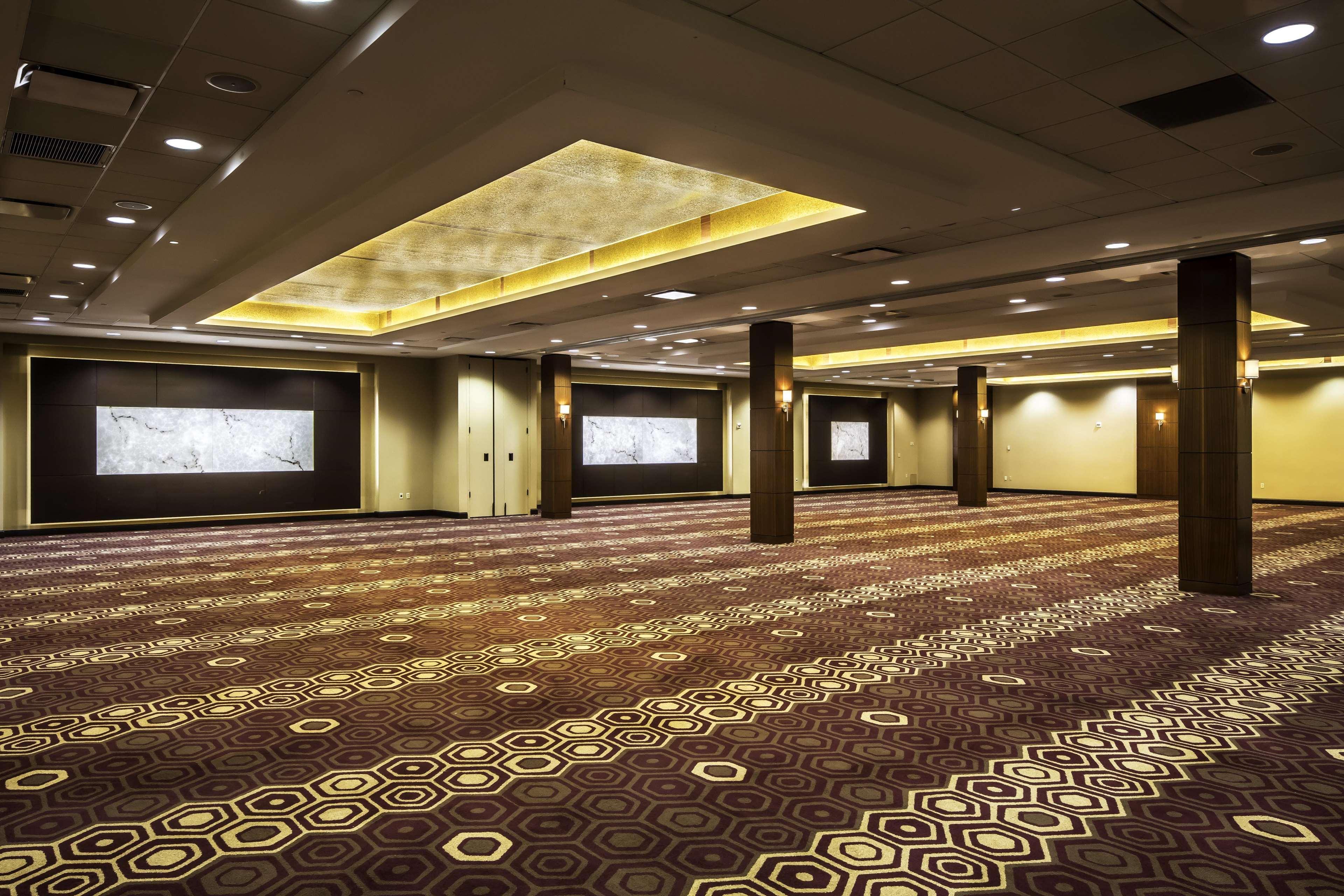 Doubletree By Hilton Hotel & Suites Pittsburgh Downtown Buitenkant foto