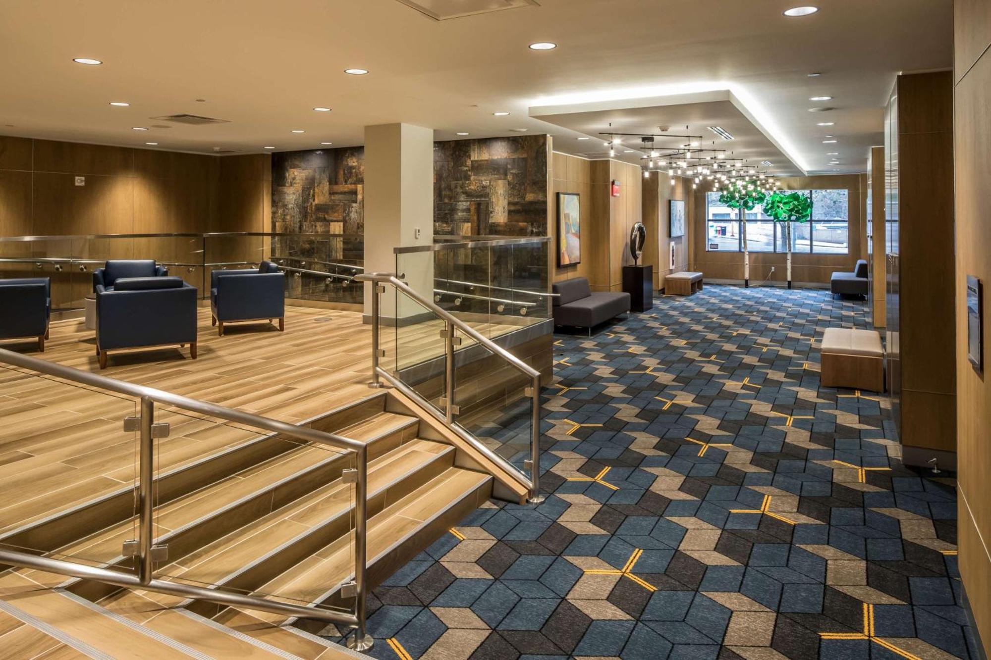 Doubletree By Hilton Hotel & Suites Pittsburgh Downtown Buitenkant foto